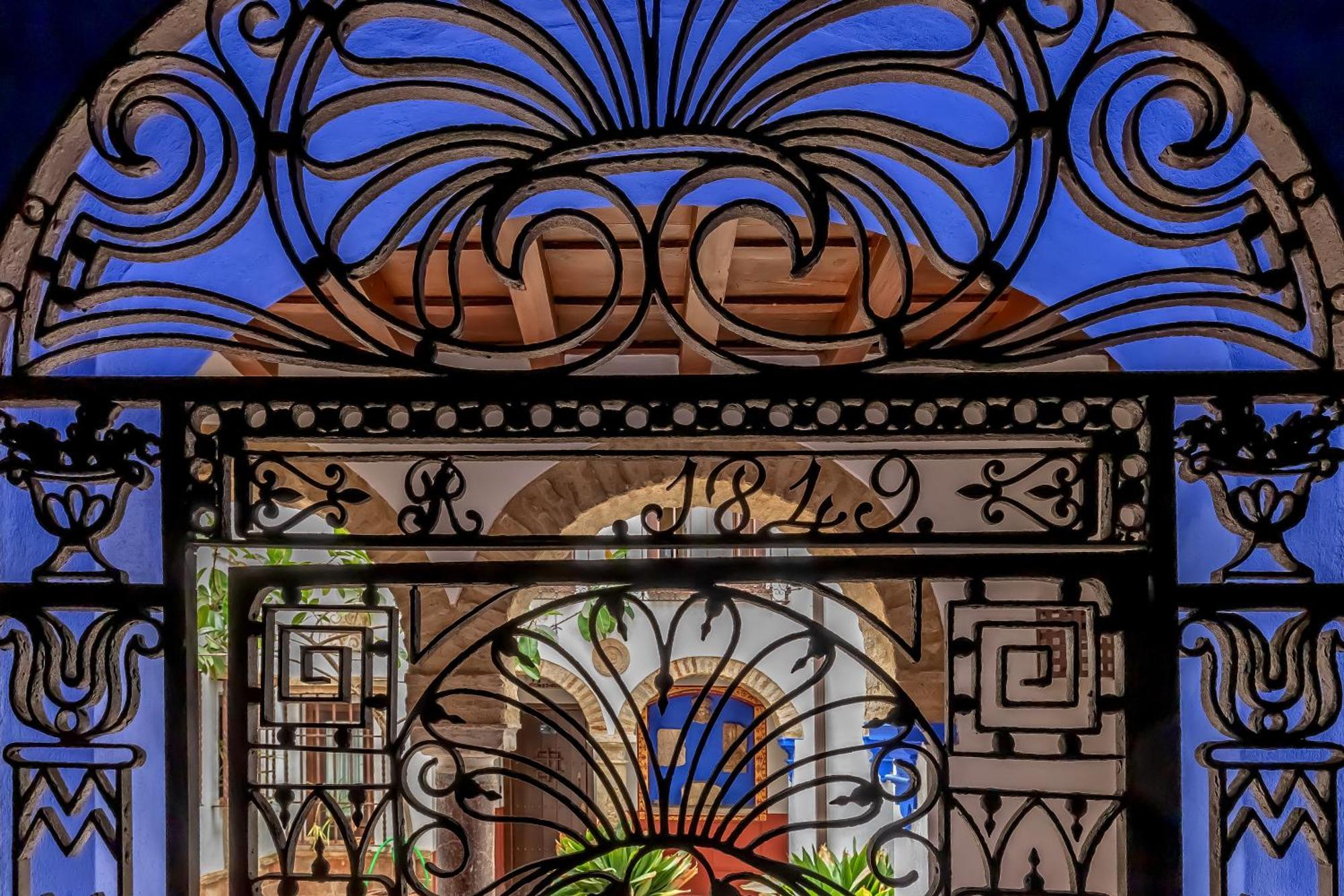 El Capricho De 1849 & Parking Lejlighed Córdoba Eksteriør billede